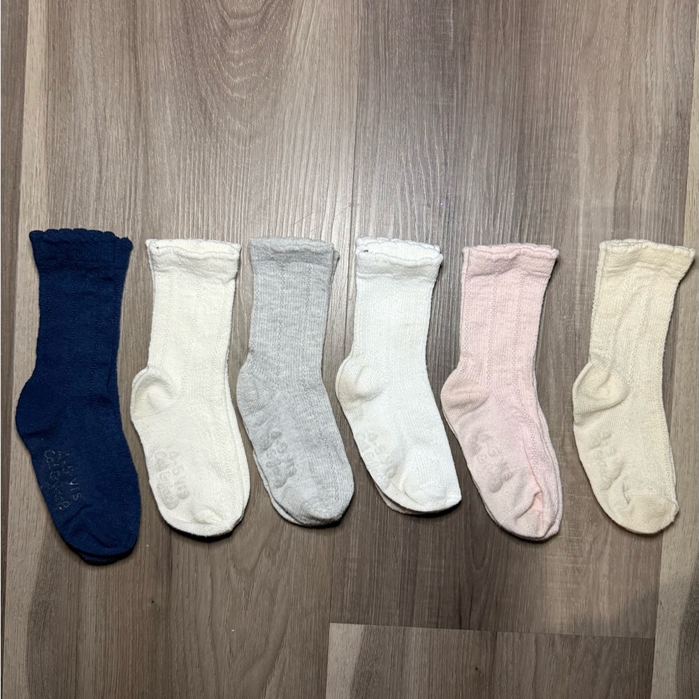 Cat & Jack Girls Crew Socks